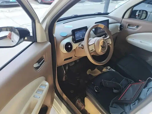 Wuling Hongguang Mini EV — Фото автомобиля 15
