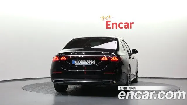 Mercedes-Benz E-Class W214 — Фото автомобиля 4