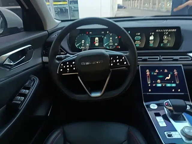 BAIC X7 — Фото автомобиля 14