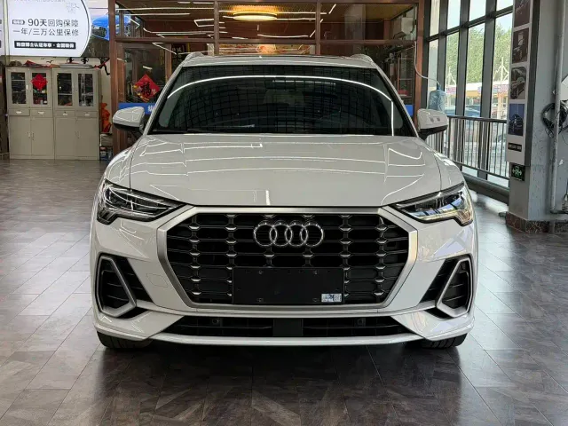 Audi Q3 — Фото автомобиля 2