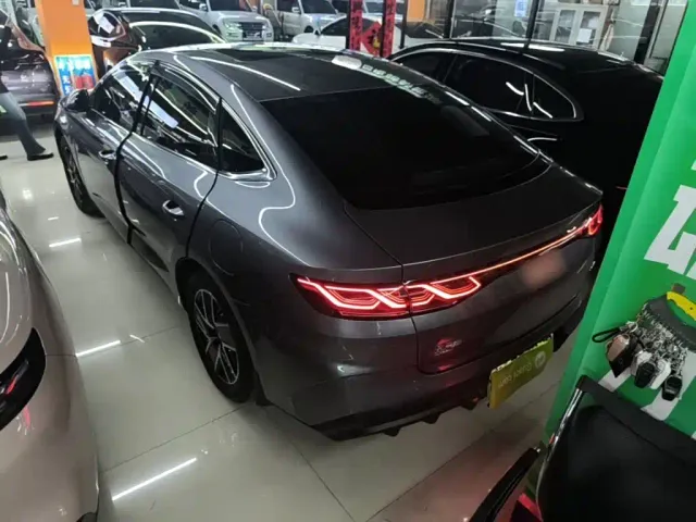 BYD Qin L — Фото автомобиля 4