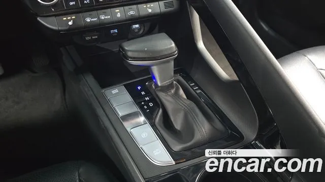 Hyundai Avante CN7 — Фото автомобиля 12