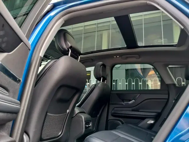 Lincoln Corsair — Фото автомобиля 12