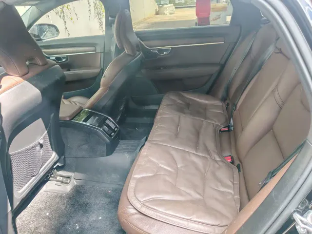 Volvo S90 — Фото автомобиля 14