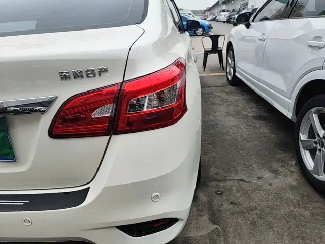 Nissan Sylphy — Фото автомобиля 7