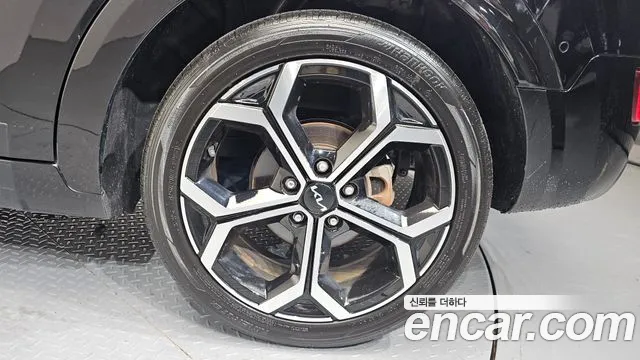 Kia Niro The All New Niro Signature — Фото автомобиля 21