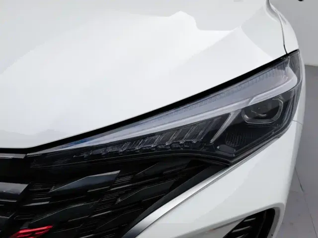Changan Eado — Фото автомобиля 7