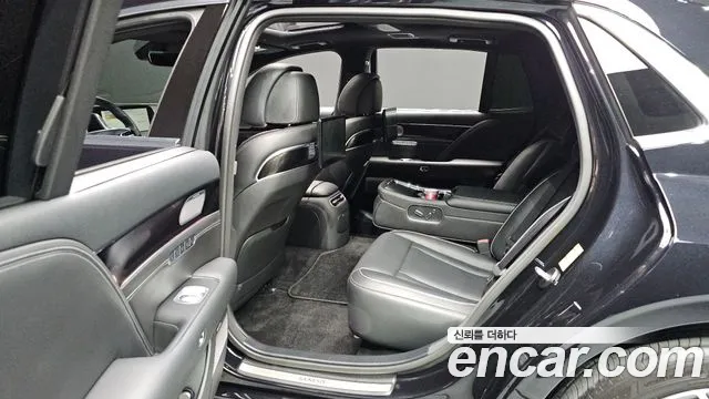 Genesis G90 RS4 — Фото автомобиля 22