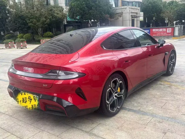 Xiaomi SU7 — Фото автомобиля 18
