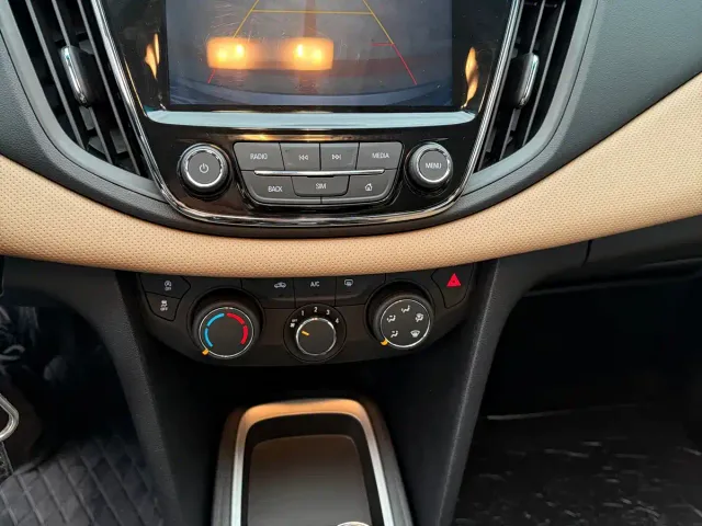 Chevrolet Monza — Фото автомобиля 11