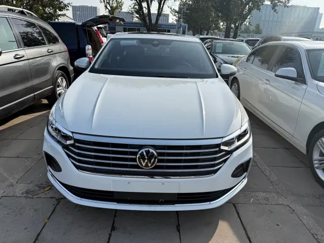 Volkswagen Lavida — Фото автомобиля 2