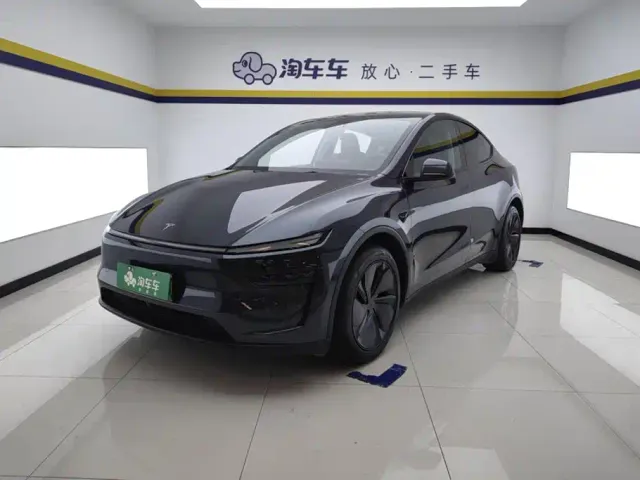 Фотография автомобиля — Tesla Model Y