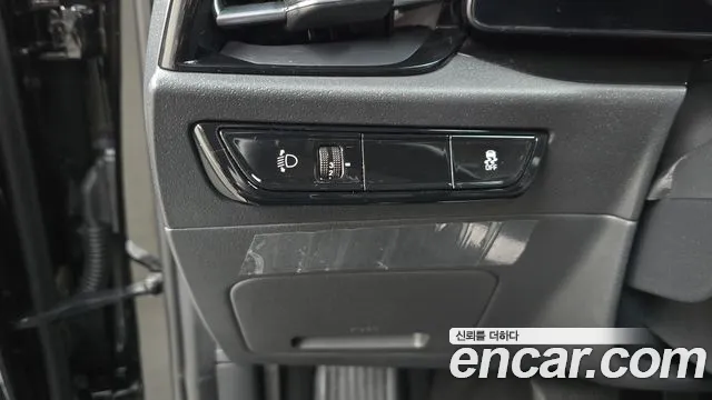 Kia Niro — Фото автомобиля 25