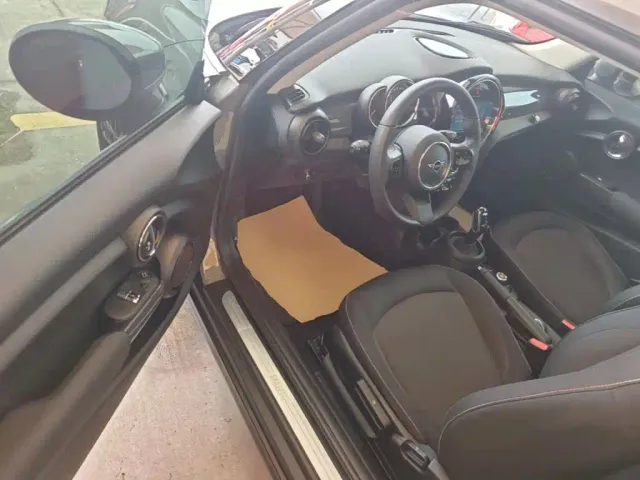 MINI Hatch — Фото автомобиля 15