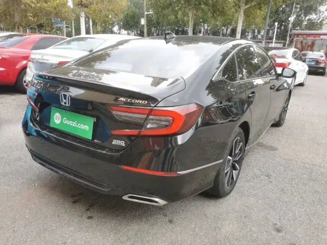 Honda Accord — Фото автомобиля 6
