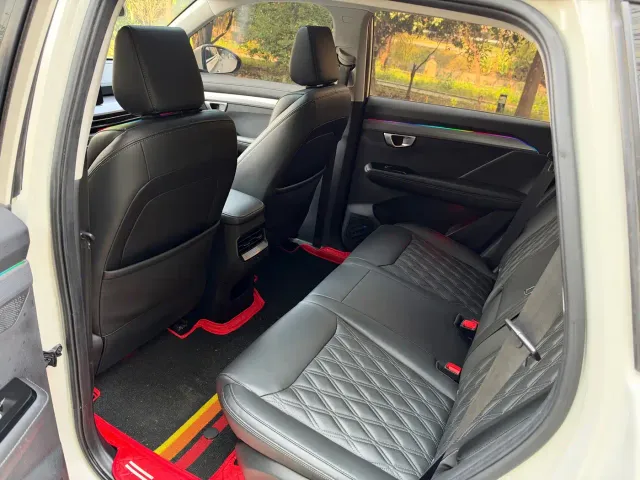 Wuling Asta — Фото автомобиля 7