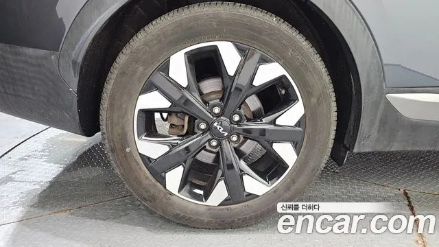 Kia Sportage Sportage 5-е поколение Бензин 1.6 турбо 2WD — Фото автомобиля 5