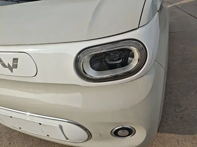 Wuling Hongguang Mini EV — Фото автомобиля 23
