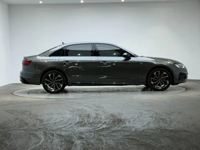 Audi A4L — Фото автомобиля 4