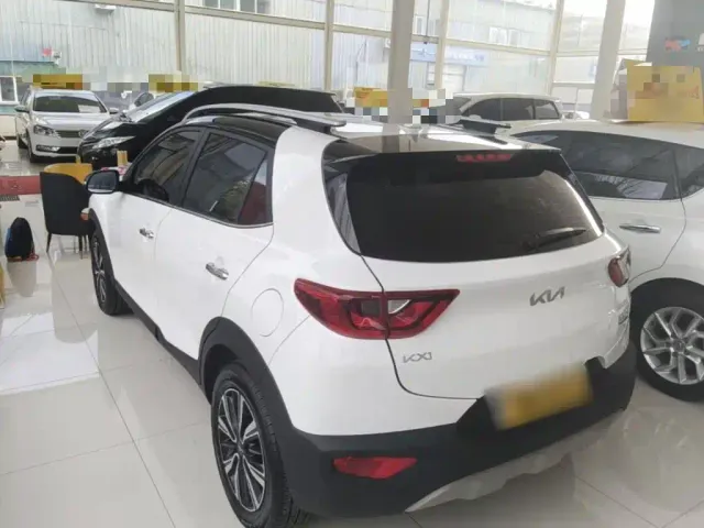Kia KX1 — Фото автомобиля 4