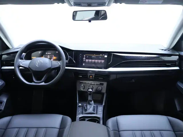 Volkswagen Passat — Фото автомобиля 13