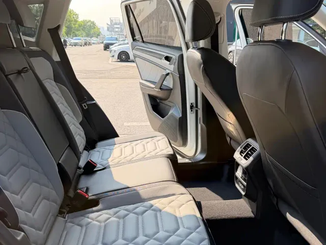 Volkswagen Tayron — Фото автомобиля 7