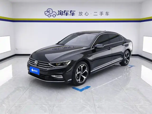 Фотография автомобиля — Volkswagen Magotan