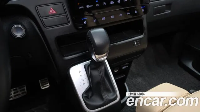 Hyundai Staria Staria L3.5 Tourer 11 мест — Фото автомобиля 7