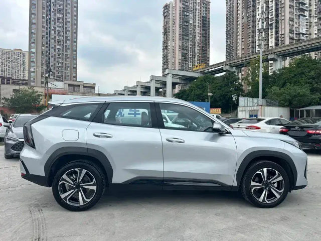 Geely Boyue L — Фото автомобиля 7