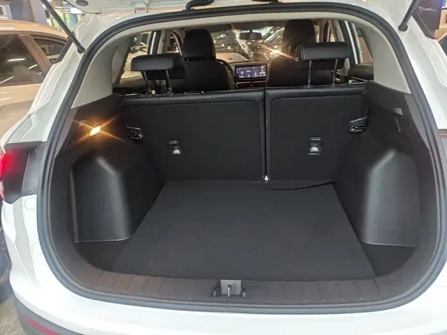 Geely Binyue — Фото автомобиля 18