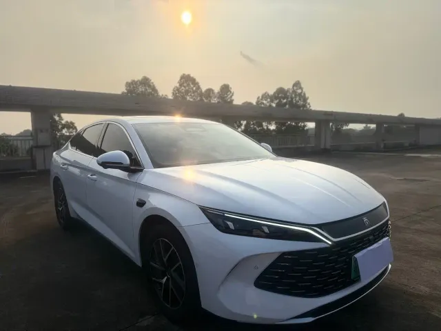 BYD Qin L — Фото автомобиля 3