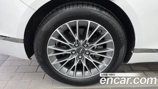 Genesis G80 Бензин 2.5 турбо AWD — Фото автомобиля 5