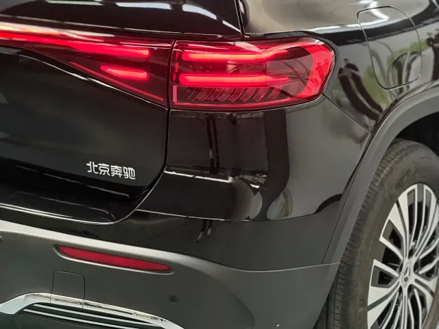 Mercedes-Benz EQB — Фото автомобиля 4