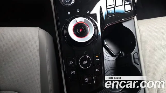 Kia Sportage Sportage 5-е поколение Бензин 1.6 турбо 2WD — Фото автомобиля 9
