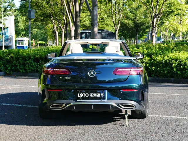 Mercedes-Benz E-Class — Фото автомобиля 4