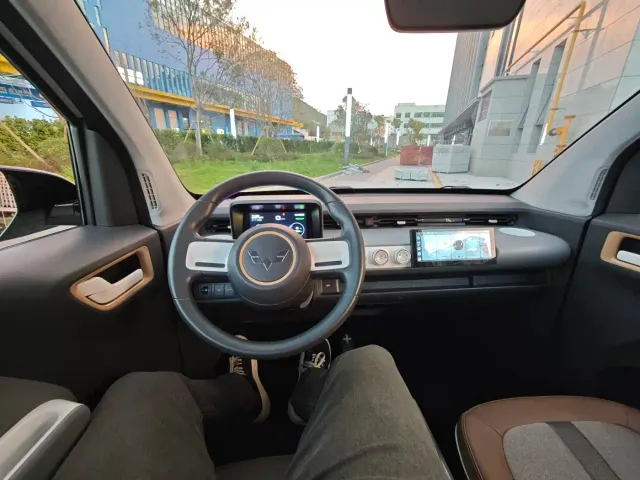 Wuling Hongguang Mini EV — Фото автомобиля 12