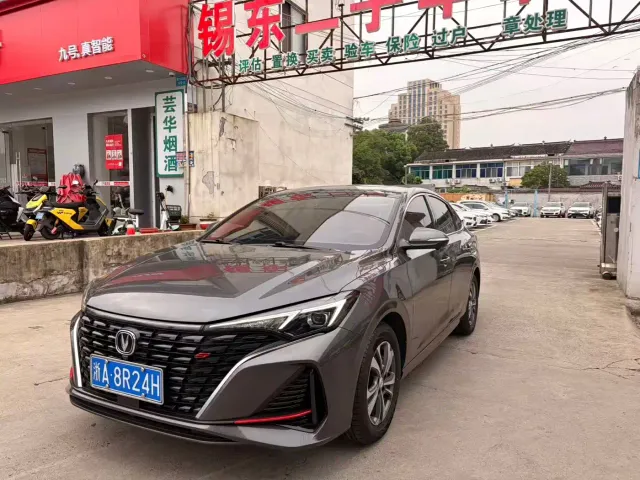 Фотография автомобиля — Changan Eado