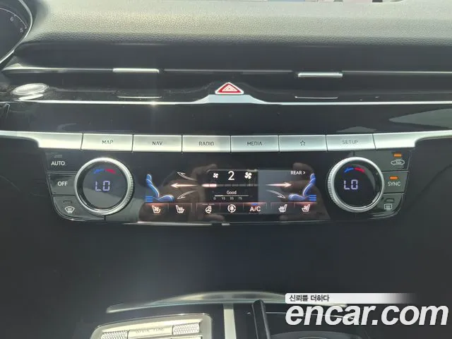Genesis G80 Бензин 2.5 турбо AWD — Фото автомобиля 12