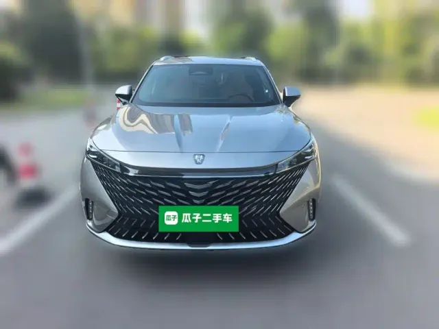 Roewe RX5 — Фото автомобиля 2