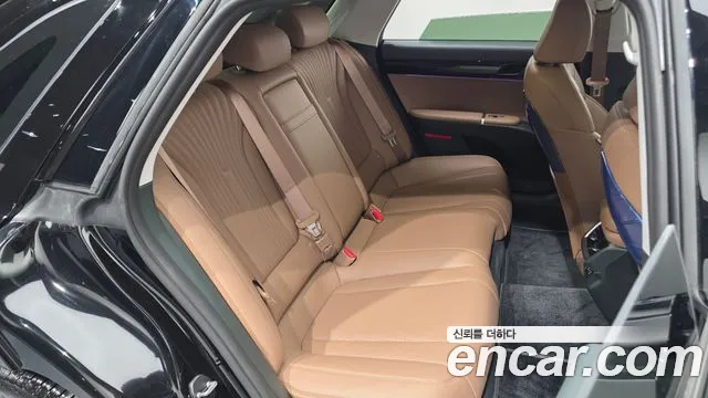 Hyundai Grandeur GN7 — Фото автомобиля 18