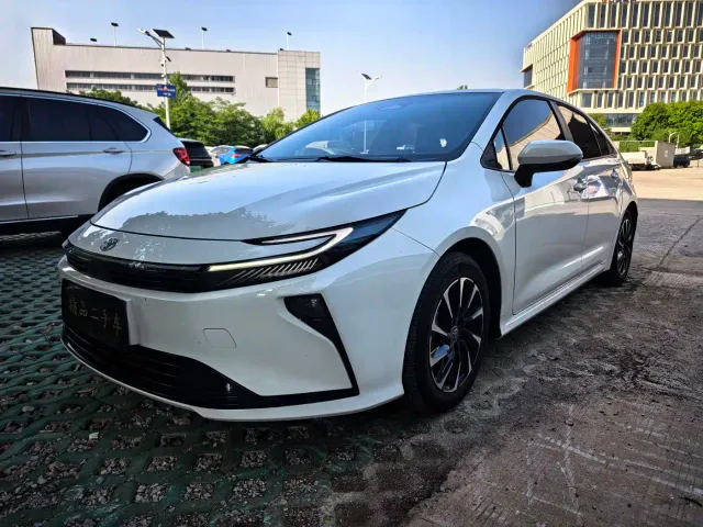 Toyota Corolla — Фото автомобиля 3
