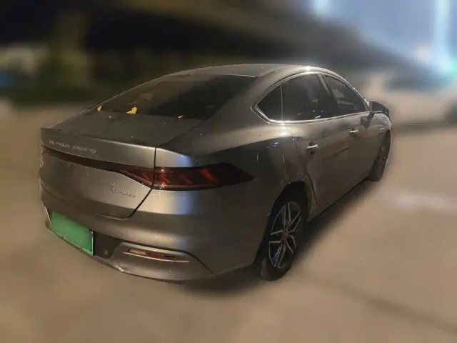BYD Qin PLUS — Фото автомобиля 4