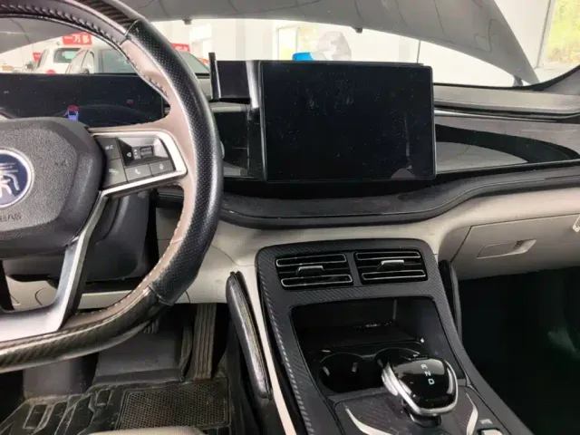 BYD Qin PLUS — Фото автомобиля 12
