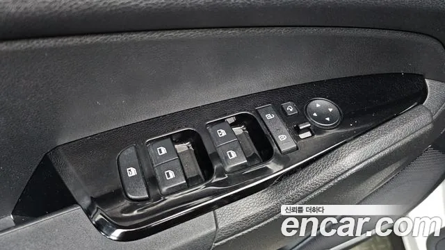 Kia Sportage Sportage 5-е поколение Дизель 2.0 2WD — Фото автомобиля 13