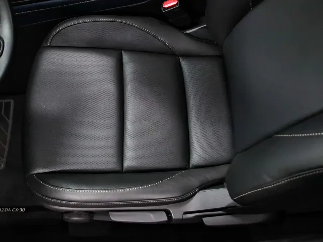 Mazda CX-30 — Фото автомобиля 14