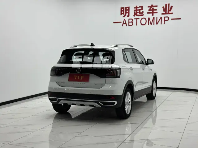 Volkswagen T-Cross — Фото автомобиля 9