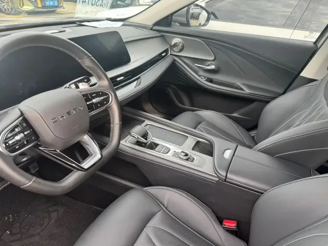 Chery Arrizo 8 — Фото автомобиля 5