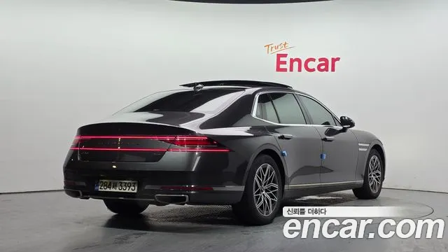Genesis G90 Бензин 3.5 турбо AWD — Фото автомобиля 2