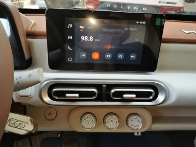 Wuling Hongguang Mini EV — Фото автомобиля 12