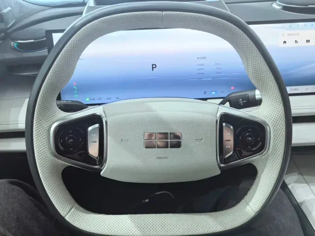Geely Galaxy E8 — Фото автомобиля 8